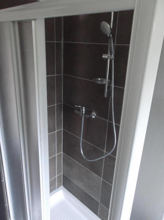 Residence Leggeri Apartments Domaso Bagian luar foto