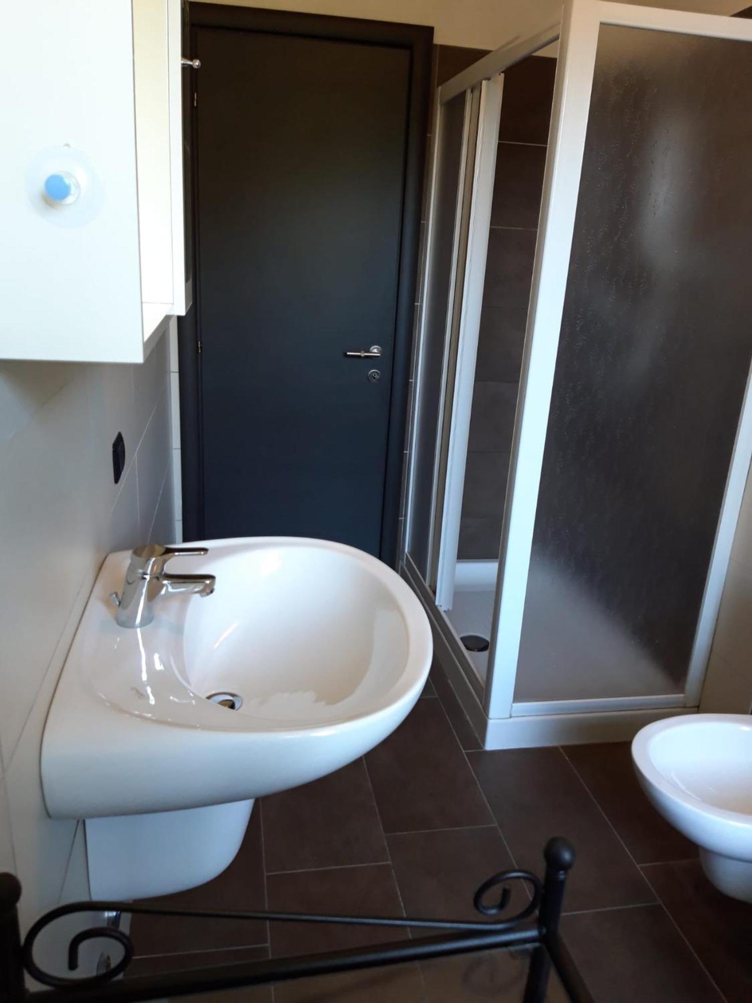 Residence Leggeri Apartments Domaso Bagian luar foto