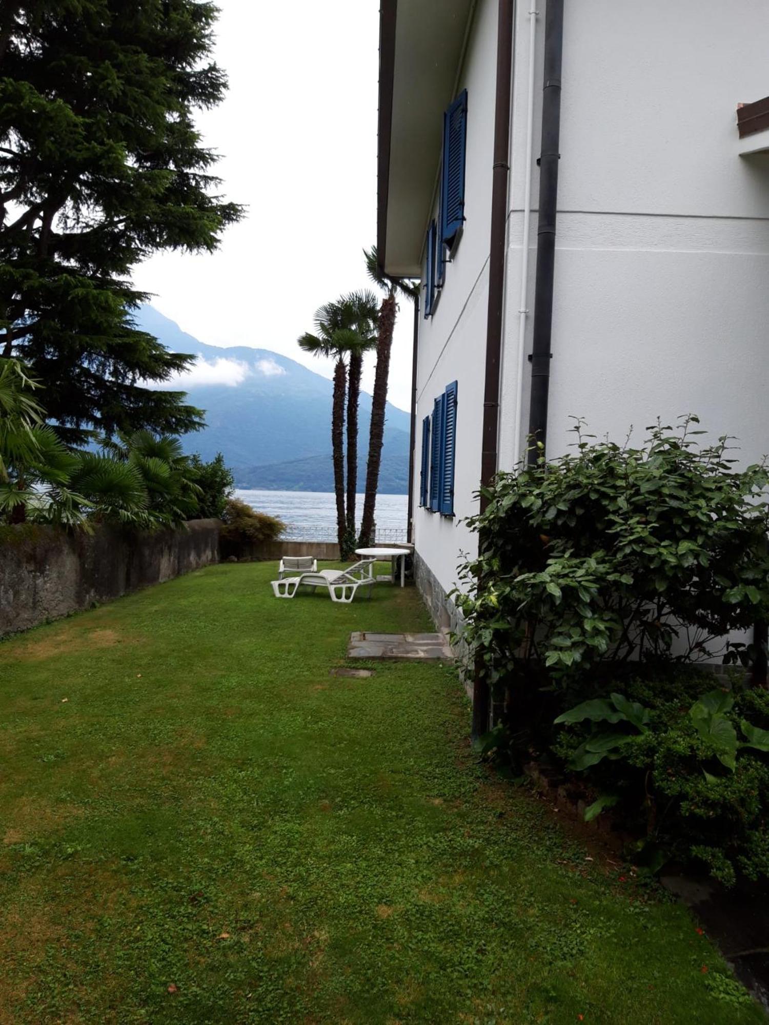 Residence Leggeri Apartments Domaso Bagian luar foto