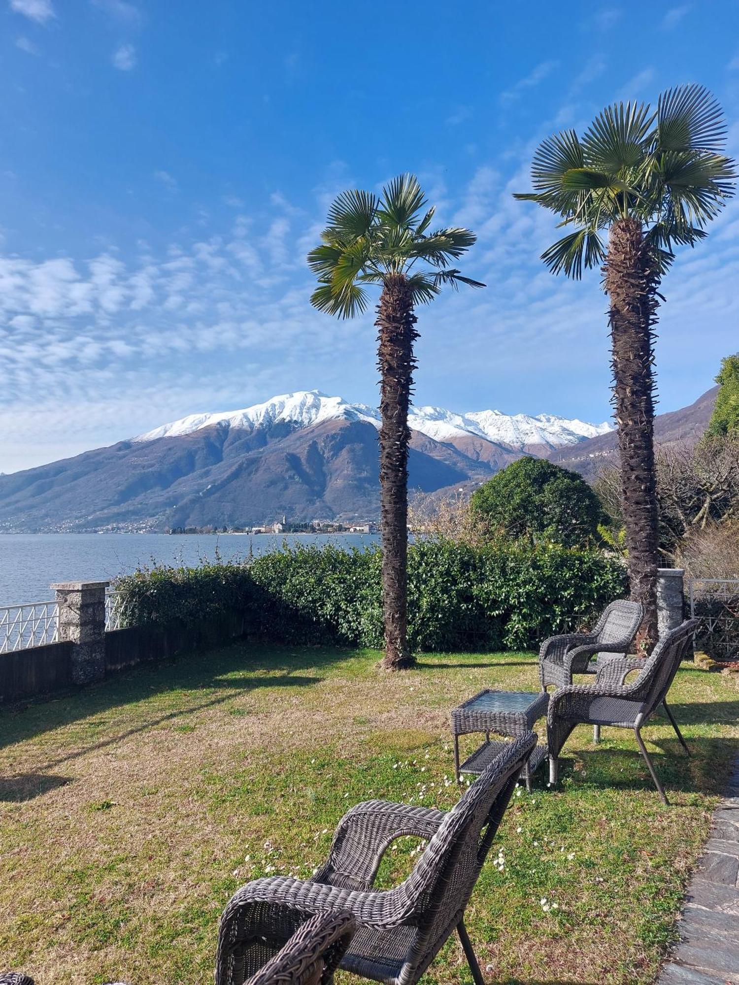Residence Leggeri Apartments Domaso Bagian luar foto