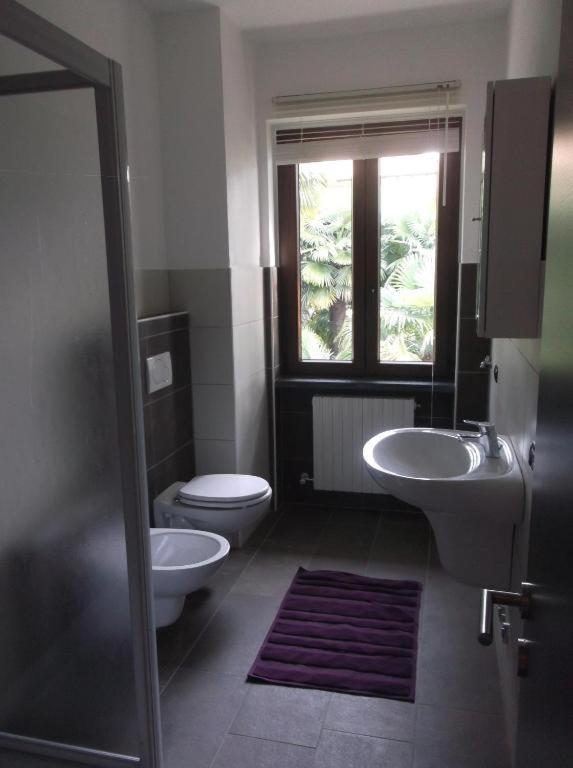 Residence Leggeri Apartments Domaso Bagian luar foto