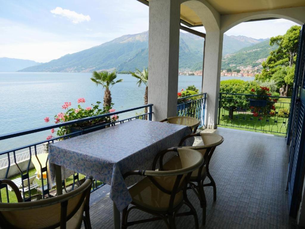 Residence Leggeri Apartments Domaso Bagian luar foto